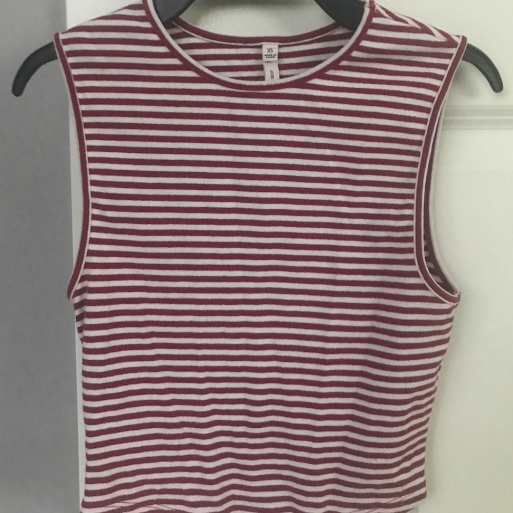 Cropped top